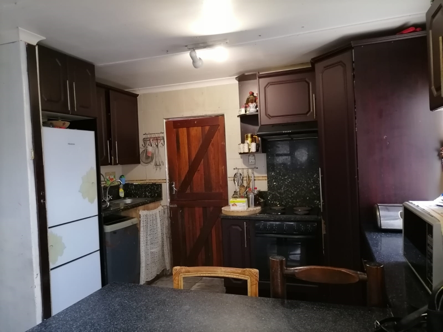 2 Bedroom Property for Sale in Wiggins KwaZulu-Natal
