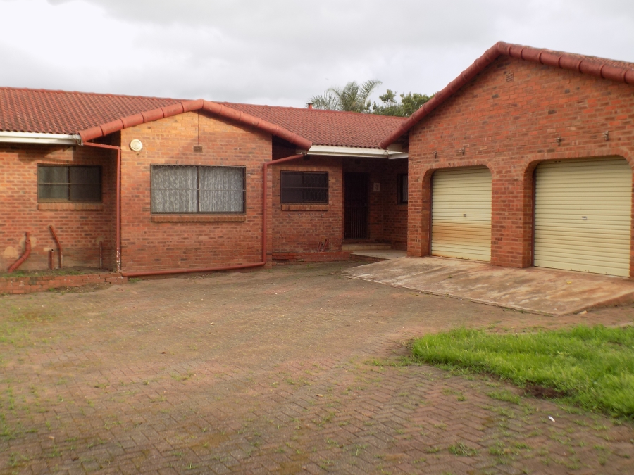 4 Bedroom Property for Sale in Margate KwaZulu-Natal