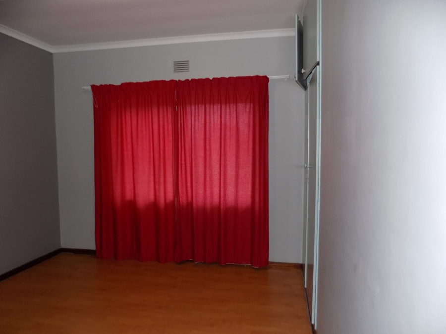 4 Bedroom Property for Sale in Margate KwaZulu-Natal