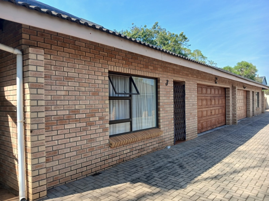 To Let 2 Bedroom Property for Rent in Mtunzini KwaZulu-Natal