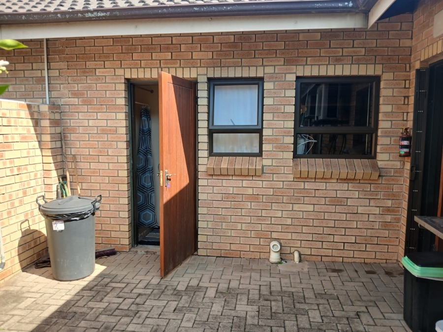 To Let 2 Bedroom Property for Rent in Mtunzini KwaZulu-Natal