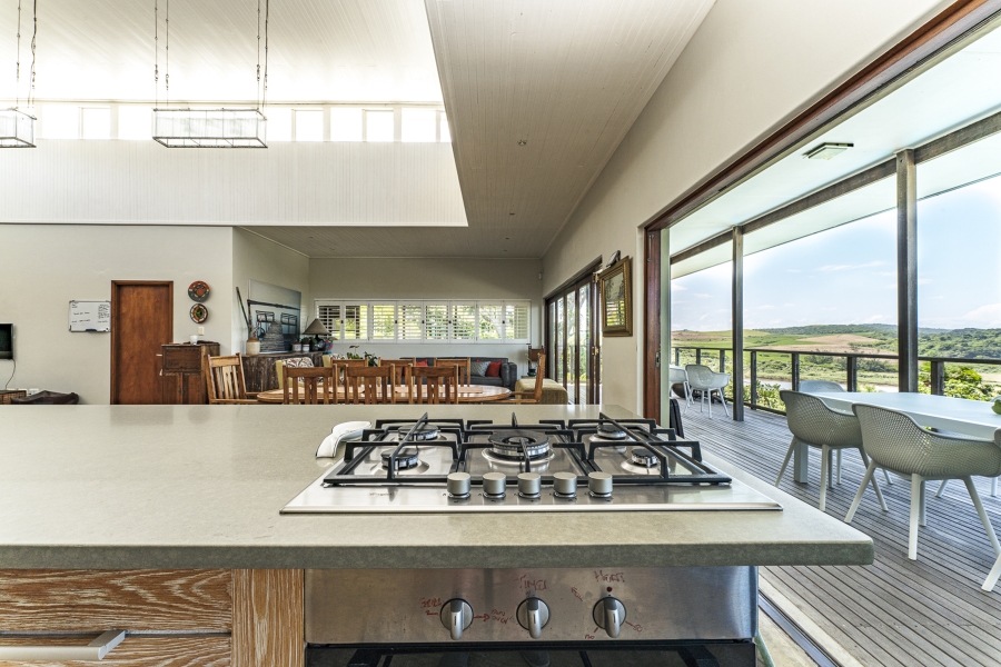 5 Bedroom Property for Sale in Zinkwazi Beach KwaZulu-Natal