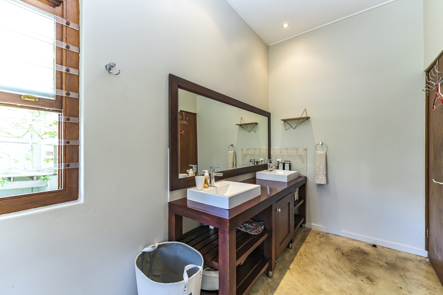 5 Bedroom Property for Sale in Zinkwazi Beach KwaZulu-Natal