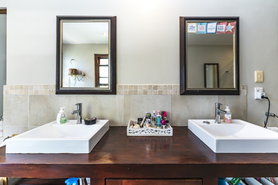 5 Bedroom Property for Sale in Zinkwazi Beach KwaZulu-Natal