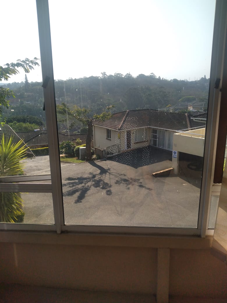 5 Bedroom Property for Sale in Amanzimtoti KwaZulu-Natal