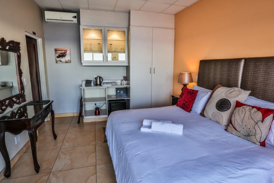 8 Bedroom Property for Sale in Ballito Central KwaZulu-Natal