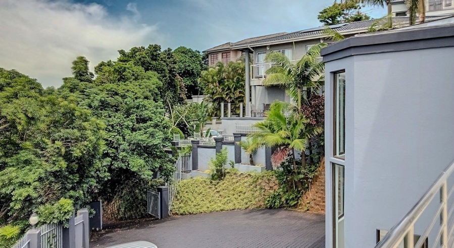 8 Bedroom Property for Sale in Ballito Central KwaZulu-Natal
