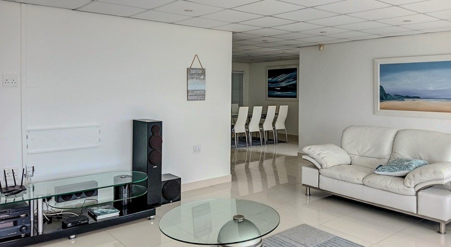 8 Bedroom Property for Sale in Ballito Central KwaZulu-Natal