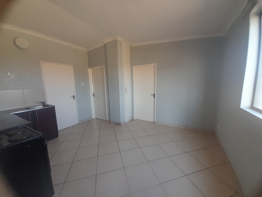 2 Bedroom Property for Sale in Madadeni J KwaZulu-Natal