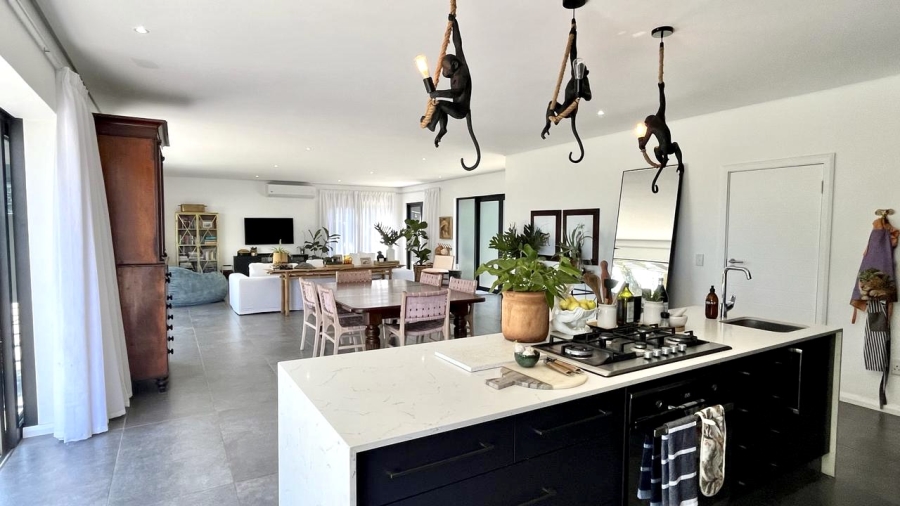 4 Bedroom Property for Sale in Ballito Central KwaZulu-Natal