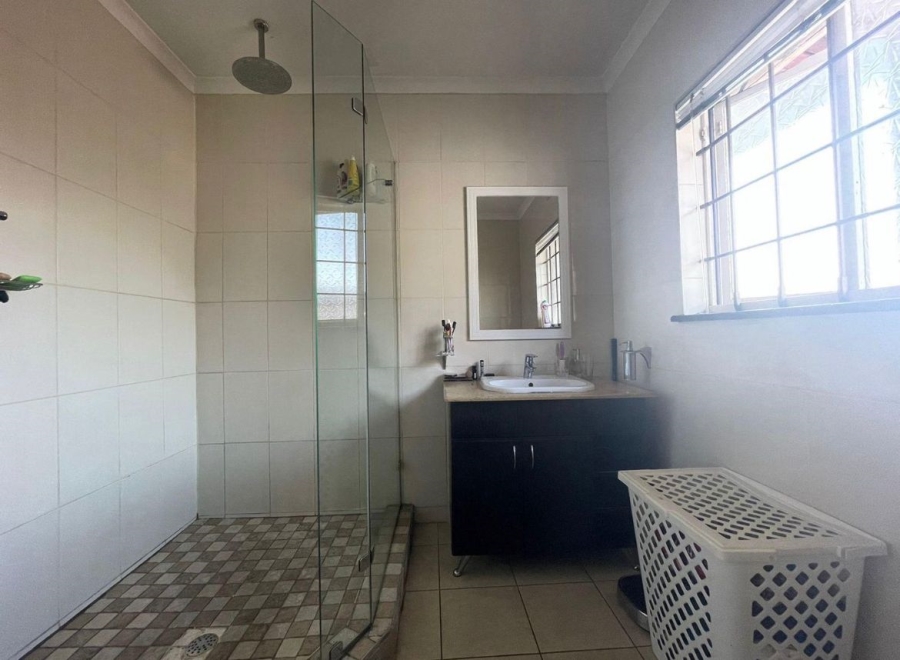3 Bedroom Property for Sale in Glenwood KwaZulu-Natal