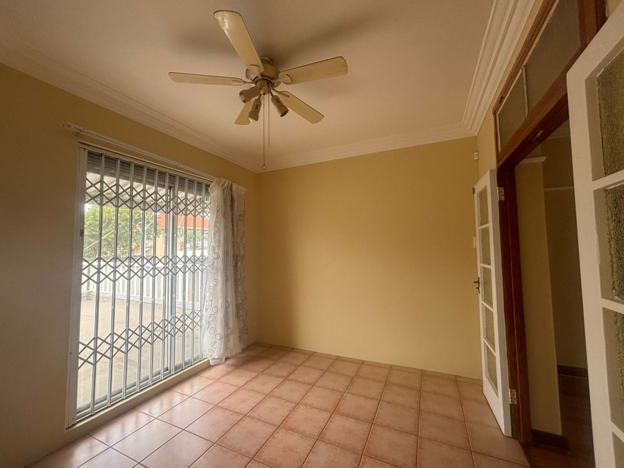 2 Bedroom Property for Sale in Morningside KwaZulu-Natal