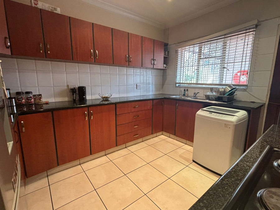 2 Bedroom Property for Sale in Windermere KwaZulu-Natal