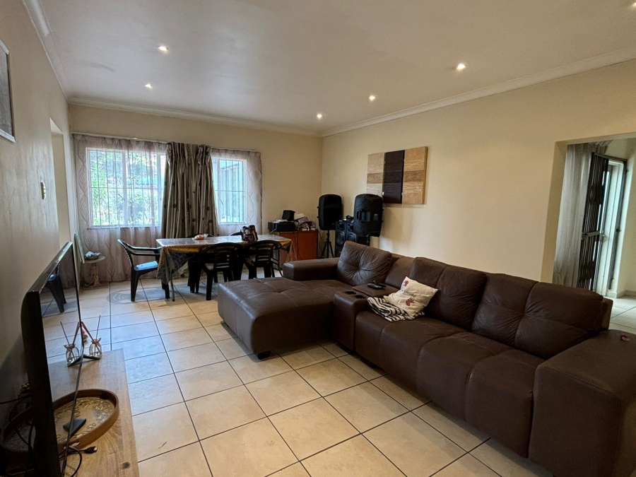 2 Bedroom Property for Sale in Windermere KwaZulu-Natal