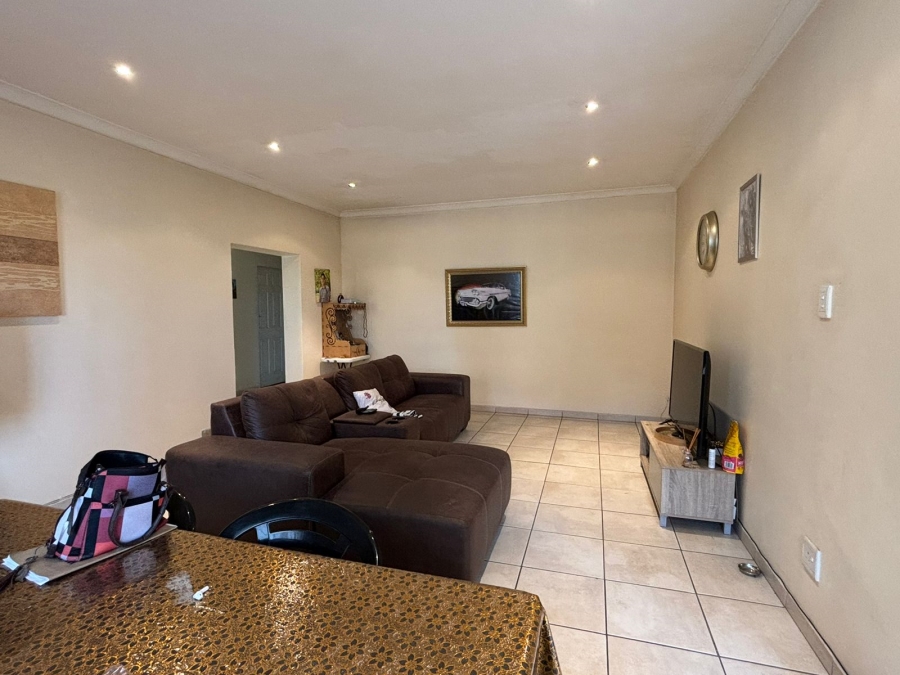 2 Bedroom Property for Sale in Windermere KwaZulu-Natal
