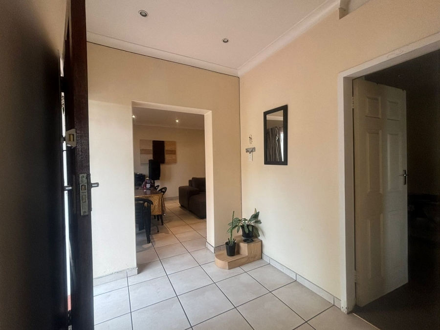 2 Bedroom Property for Sale in Windermere KwaZulu-Natal