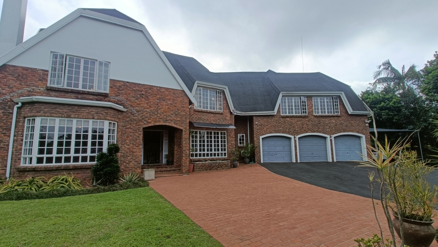 5 Bedroom Property for Sale in Winston Park KwaZulu-Natal