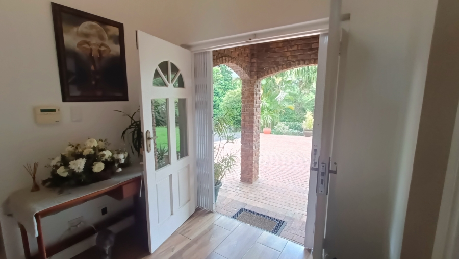 5 Bedroom Property for Sale in Winston Park KwaZulu-Natal