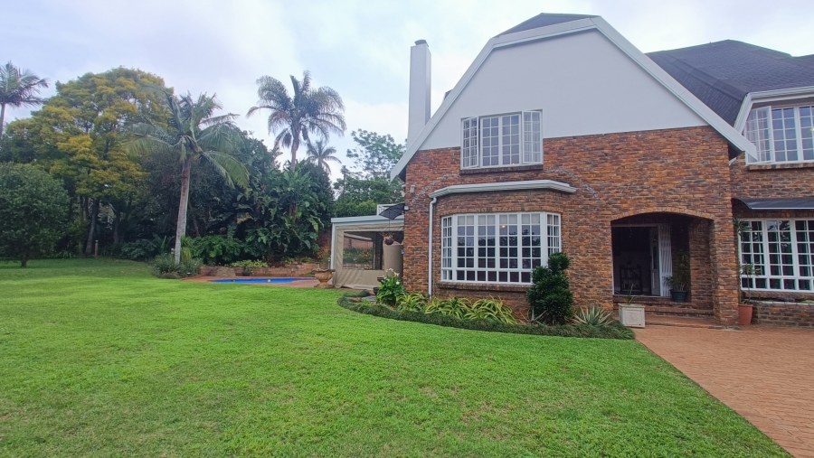 5 Bedroom Property for Sale in Winston Park KwaZulu-Natal