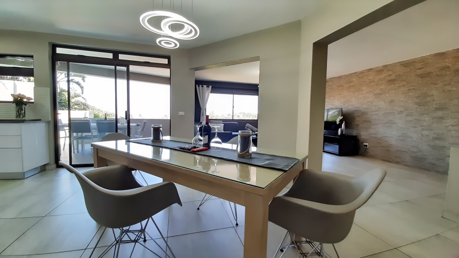 7 Bedroom Property for Sale in Salt Rock KwaZulu-Natal