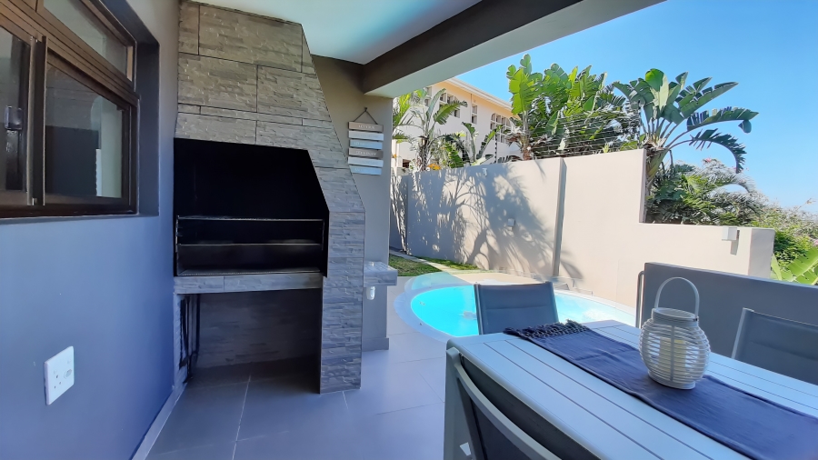 7 Bedroom Property for Sale in Salt Rock KwaZulu-Natal