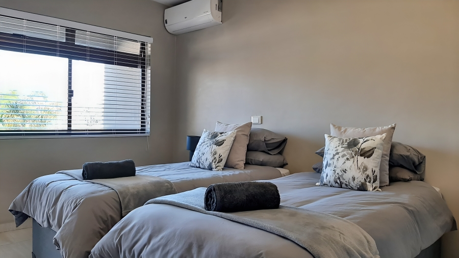 7 Bedroom Property for Sale in Salt Rock KwaZulu-Natal