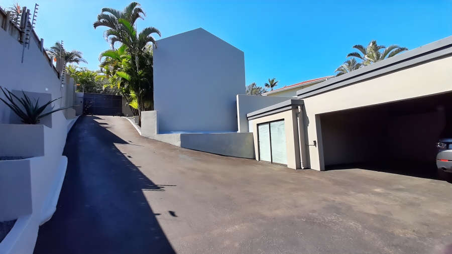 7 Bedroom Property for Sale in Salt Rock KwaZulu-Natal