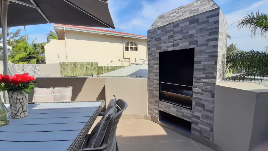 7 Bedroom Property for Sale in Salt Rock KwaZulu-Natal