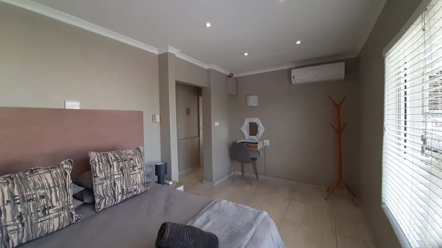 7 Bedroom Property for Sale in Salt Rock KwaZulu-Natal