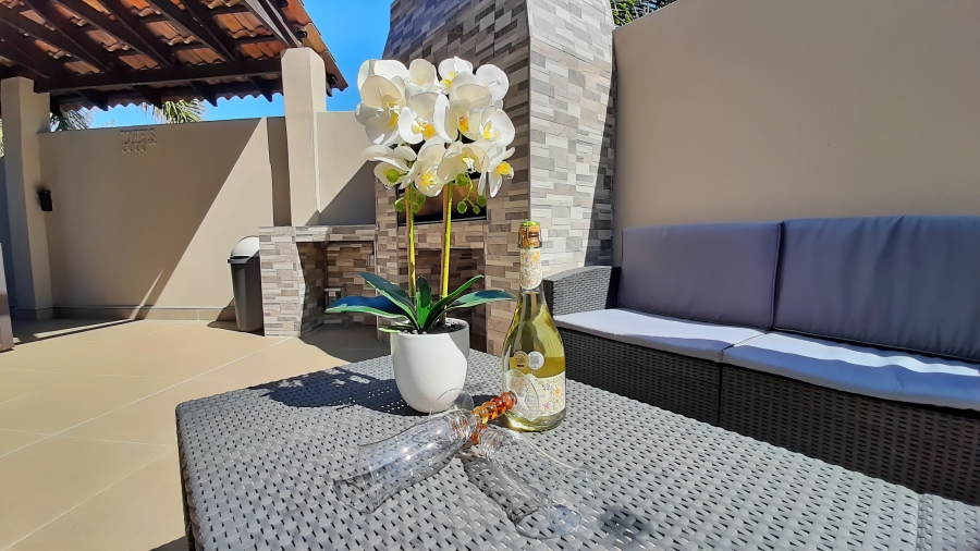 7 Bedroom Property for Sale in Salt Rock KwaZulu-Natal