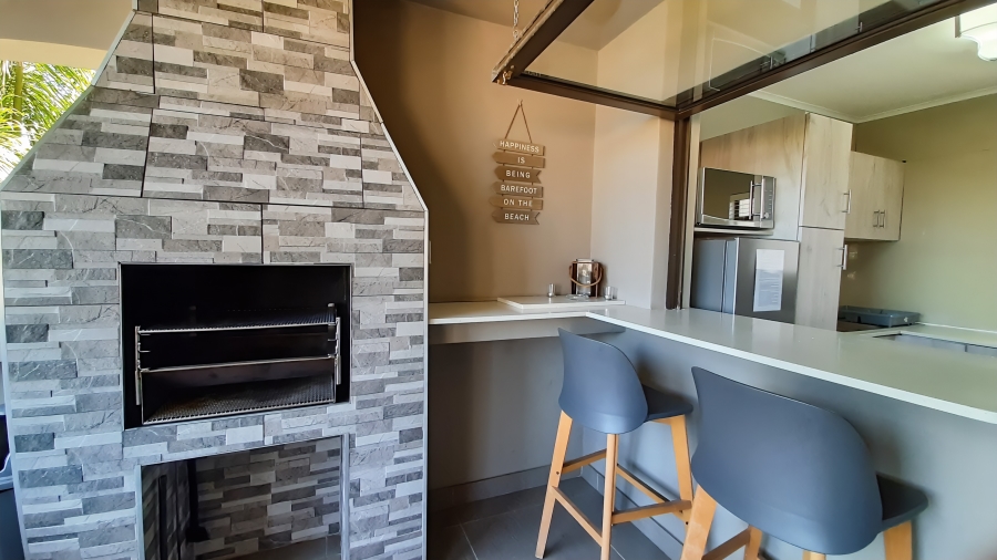 7 Bedroom Property for Sale in Salt Rock KwaZulu-Natal
