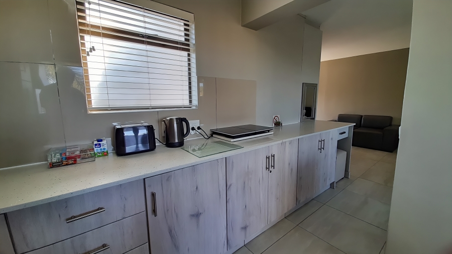 7 Bedroom Property for Sale in Salt Rock KwaZulu-Natal