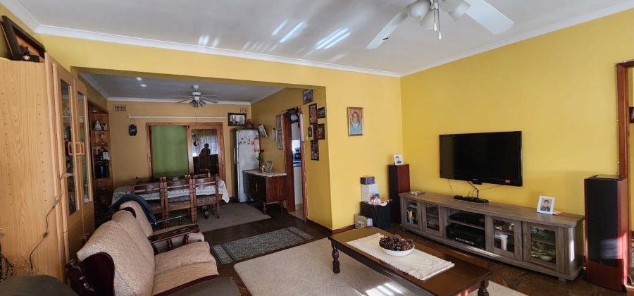 4 Bedroom Property for Sale in Brighton Beach KwaZulu-Natal