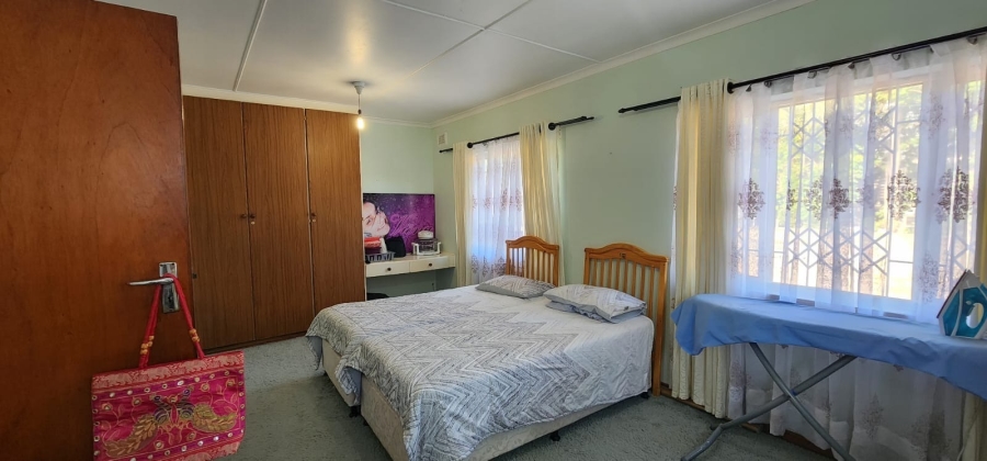 4 Bedroom Property for Sale in Brighton Beach KwaZulu-Natal