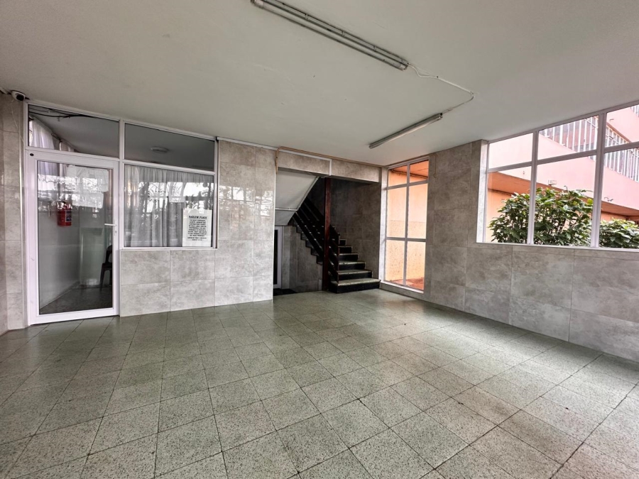 2 Bedroom Property for Sale in Montclair KwaZulu-Natal