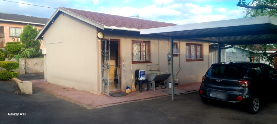 To Let 2 Bedroom Property for Rent in Kwandengezi KwaZulu-Natal
