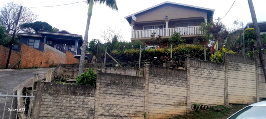 4 Bedroom Property for Sale in Sea Cow Lake KwaZulu-Natal