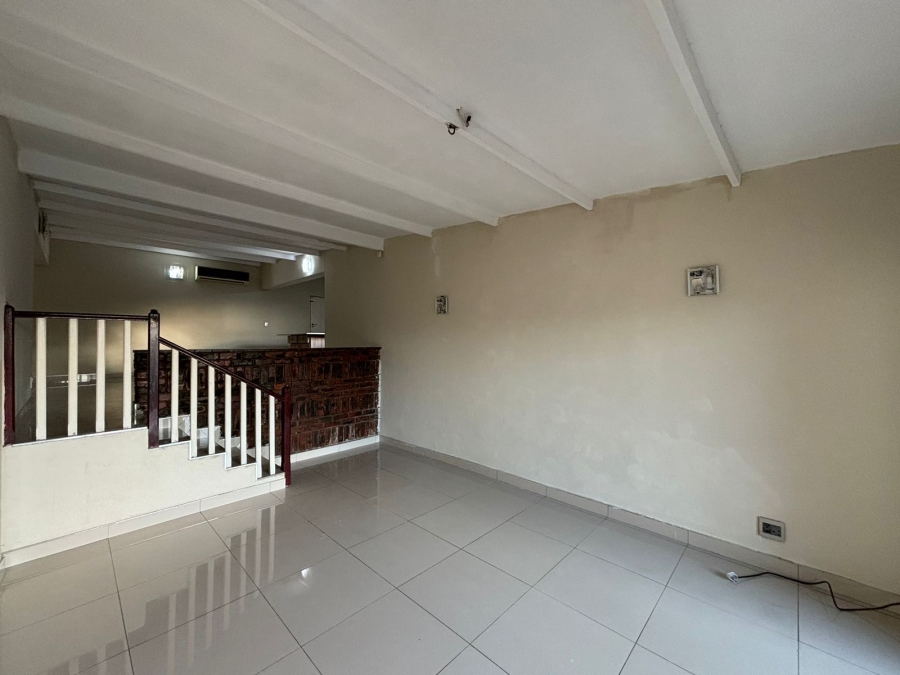 3 Bedroom Property for Sale in Sherwood KwaZulu-Natal