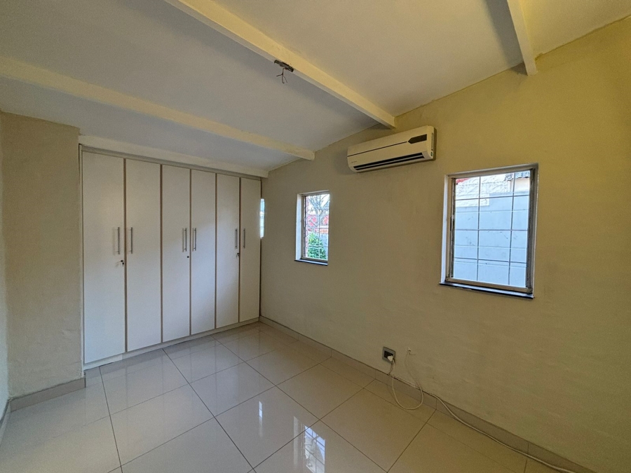 3 Bedroom Property for Sale in Sherwood KwaZulu-Natal