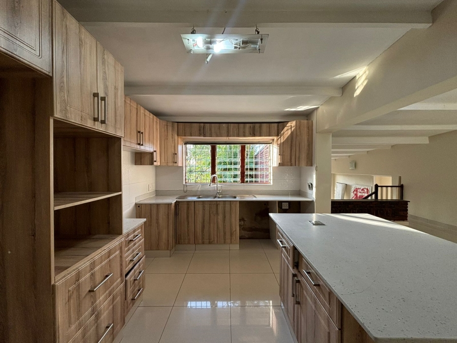 3 Bedroom Property for Sale in Sherwood KwaZulu-Natal