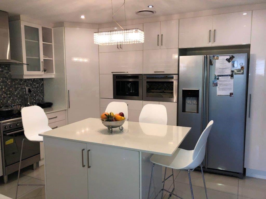 To Let 3 Bedroom Property for Rent in Izinga Ridge KwaZulu-Natal