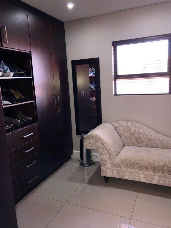 To Let 3 Bedroom Property for Rent in Izinga Ridge KwaZulu-Natal