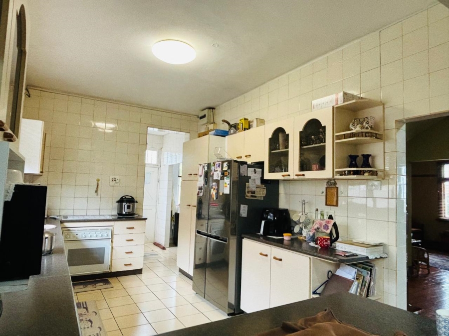 5 Bedroom Property for Sale in Glenwood KwaZulu-Natal