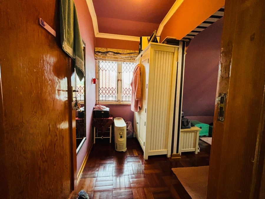 5 Bedroom Property for Sale in Glenwood KwaZulu-Natal