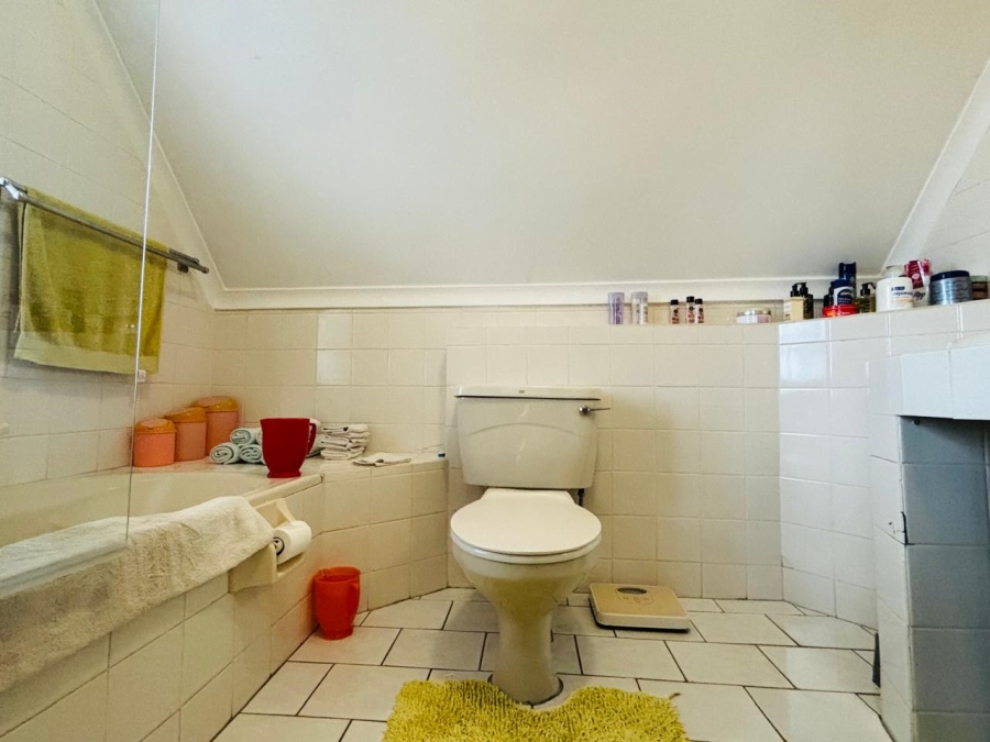 5 Bedroom Property for Sale in Glenwood KwaZulu-Natal