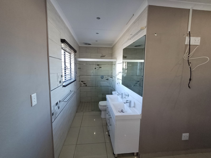 To Let 3 Bedroom Property for Rent in Ocean View KwaZulu-Natal