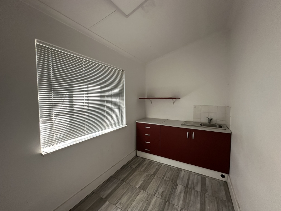 To Let commercial Property for Rent in Dundee KwaZulu-Natal