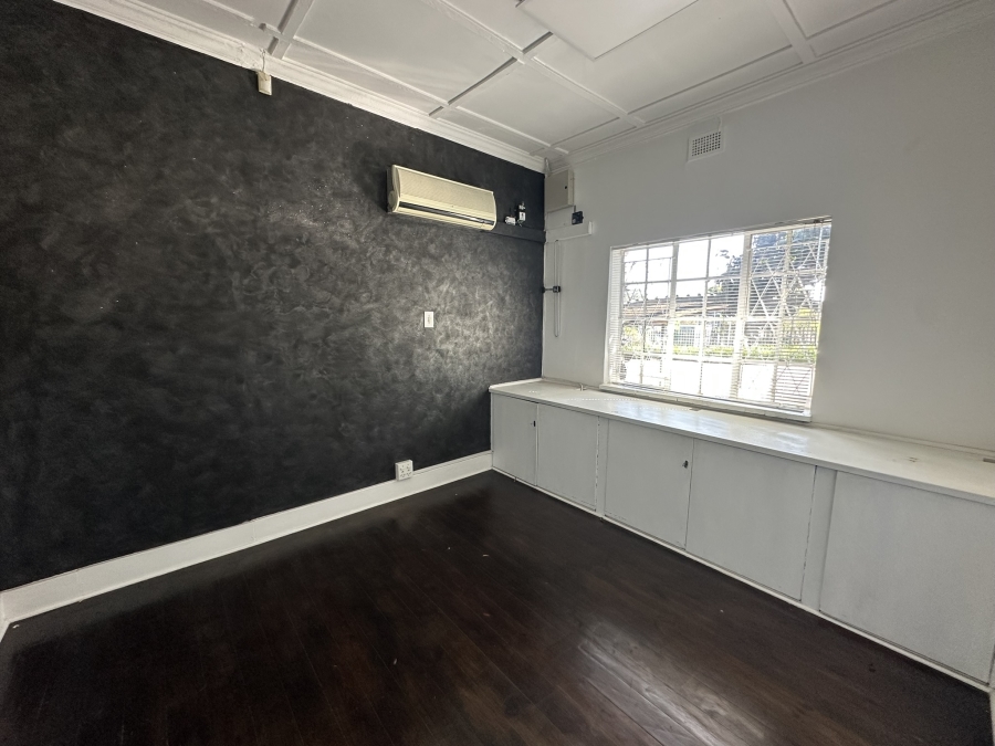 To Let commercial Property for Rent in Dundee KwaZulu-Natal