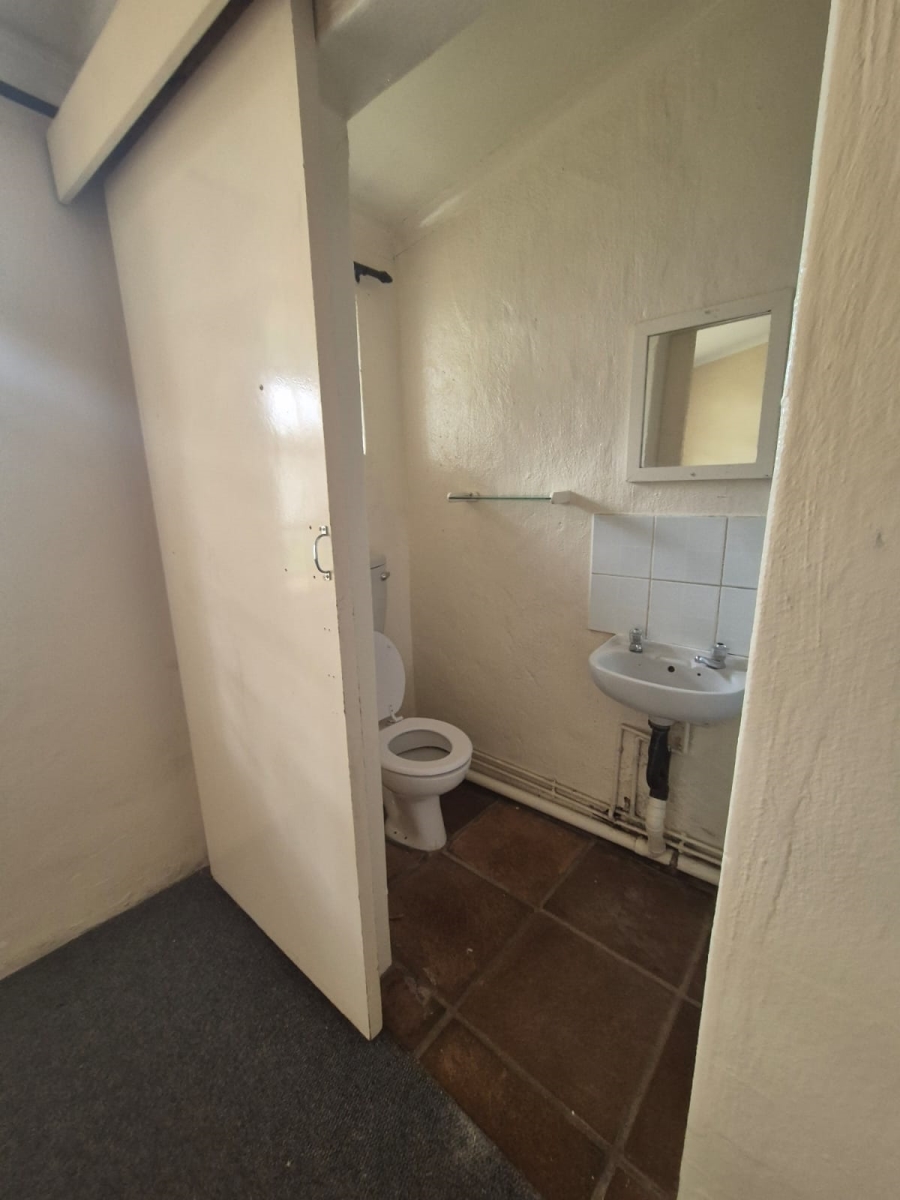 To Let 1 Bedroom Property for Rent in Scottsville KwaZulu-Natal