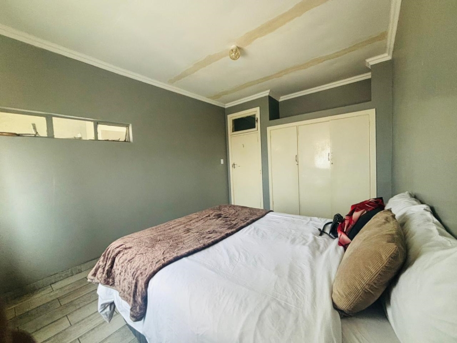 2 Bedroom Property for Sale in Glenwood KwaZulu-Natal